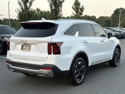 Used 2024 Kia Sorento S w/ Panoramic Sunroof Package
