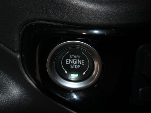Used 2023 Chevrolet Silverado 1500 LTZ AWD/4WD image 27