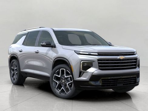 New 2026 Chevrolet Traverse High Country w/ LPO, Floor Liner Package AWD/4WD image 1