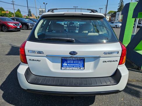 Used 2006 Subaru Outback 2.5i Limited AWD/4WD image 4