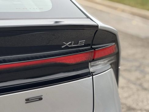 Certified 2024 Toyota Prius XLE image 46