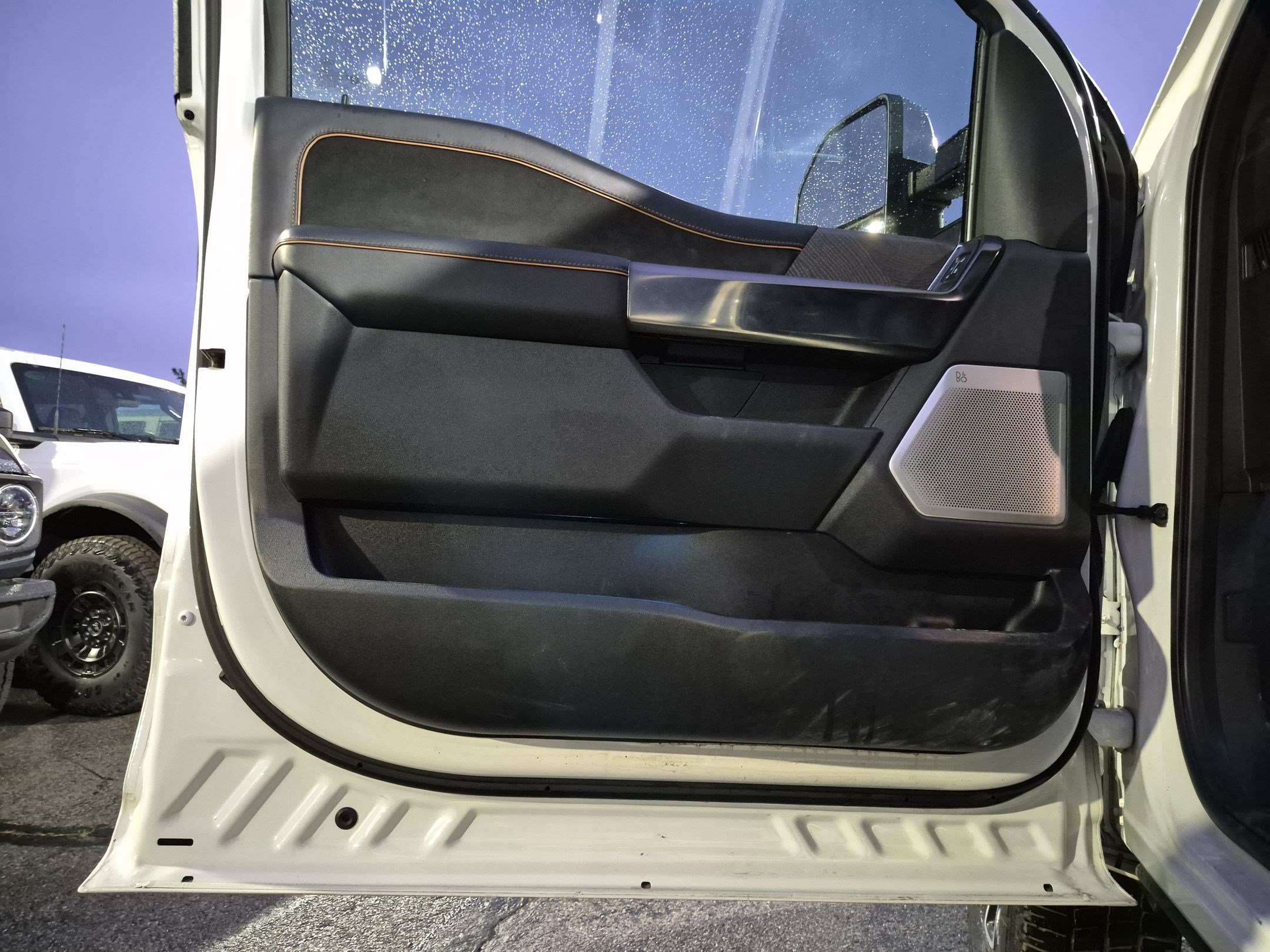 Used 2023 Ford F350 Platinum AWD/4WD image 14