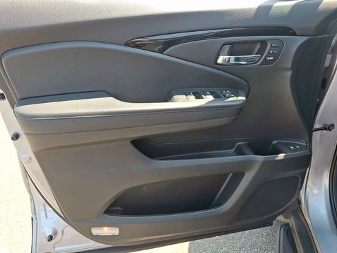 Used 2022 Honda Pilot Elite image 12