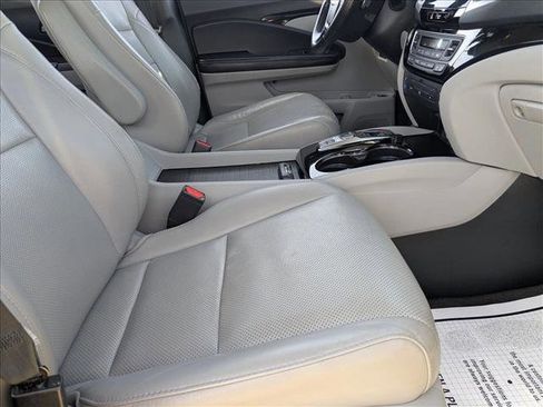 Used 2016 Honda Pilot Elite image 21