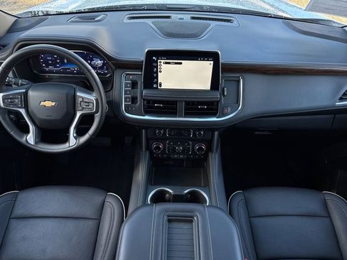 Certified 2024 Chevrolet Suburban Premier image 15