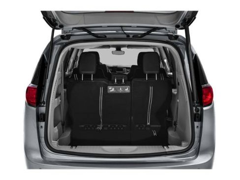 Certified 2019 Chrysler Pacifica Limited w/ Advanced Safetytec Group FWD image 12
