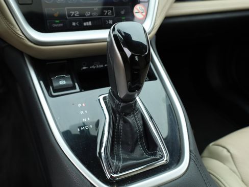 Used 2024 Subaru Legacy Limited image 9