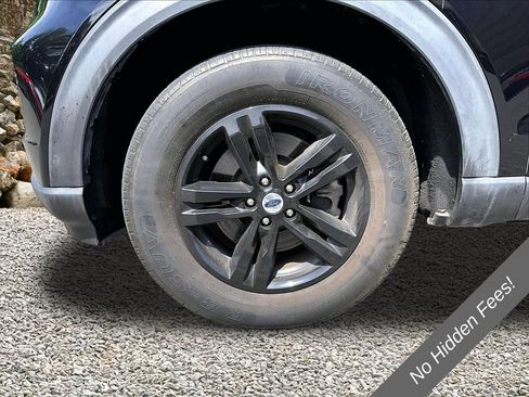 Used 2020 Ford Explorer XLT AWD/4WD image 9
