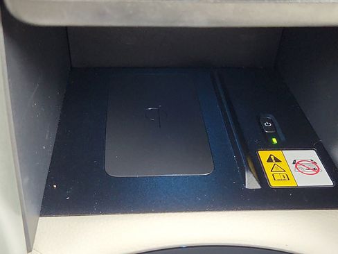 Certified 2023 Toyota Corolla Cross XLE image 24