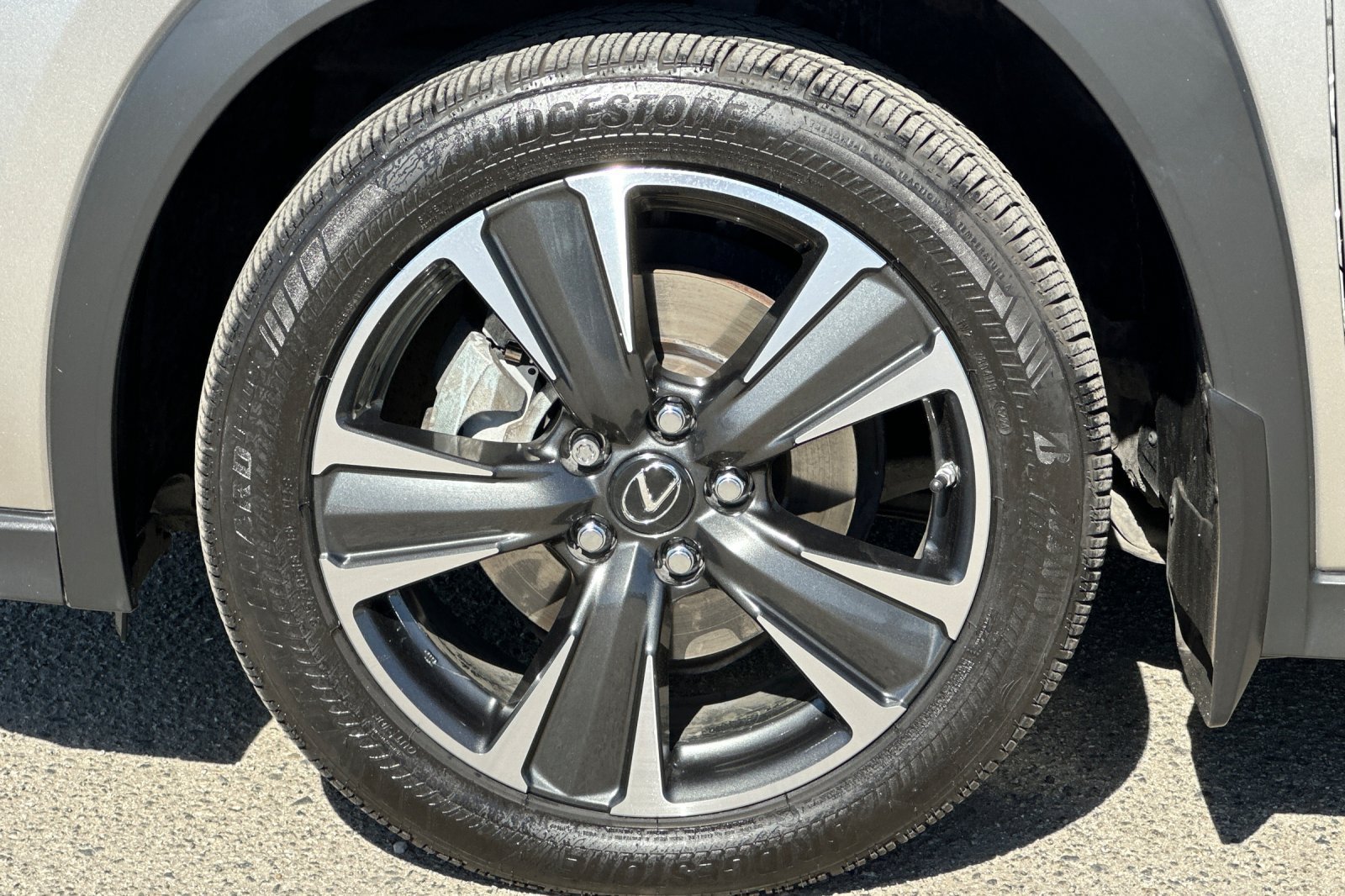 Used 2019 Lexus UX 200 w/ Premium Package FWD image 32