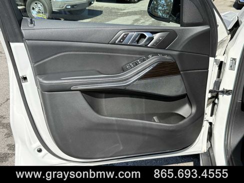 Used 2019 BMW X5 xDrive40i w/ Convenience Package image 12