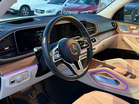 Used 2022 Mercedes-Benz GLE 450 4MATIC image 2