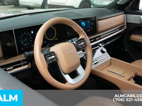 Used 2024 Hyundai Santa Fe Limited image 9