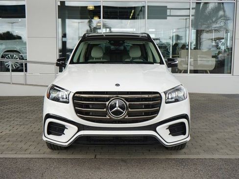 New 2026 Mercedes-Benz GLS 450 4MATIC image 3