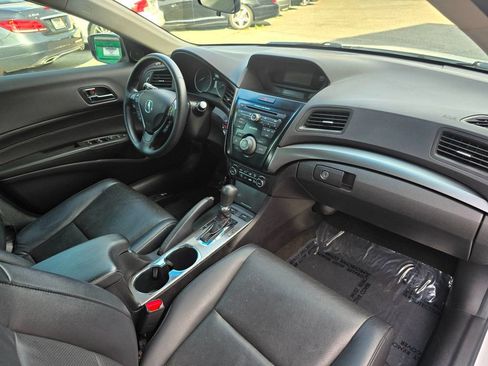 Used 2014 Acura ILX FWD image 18