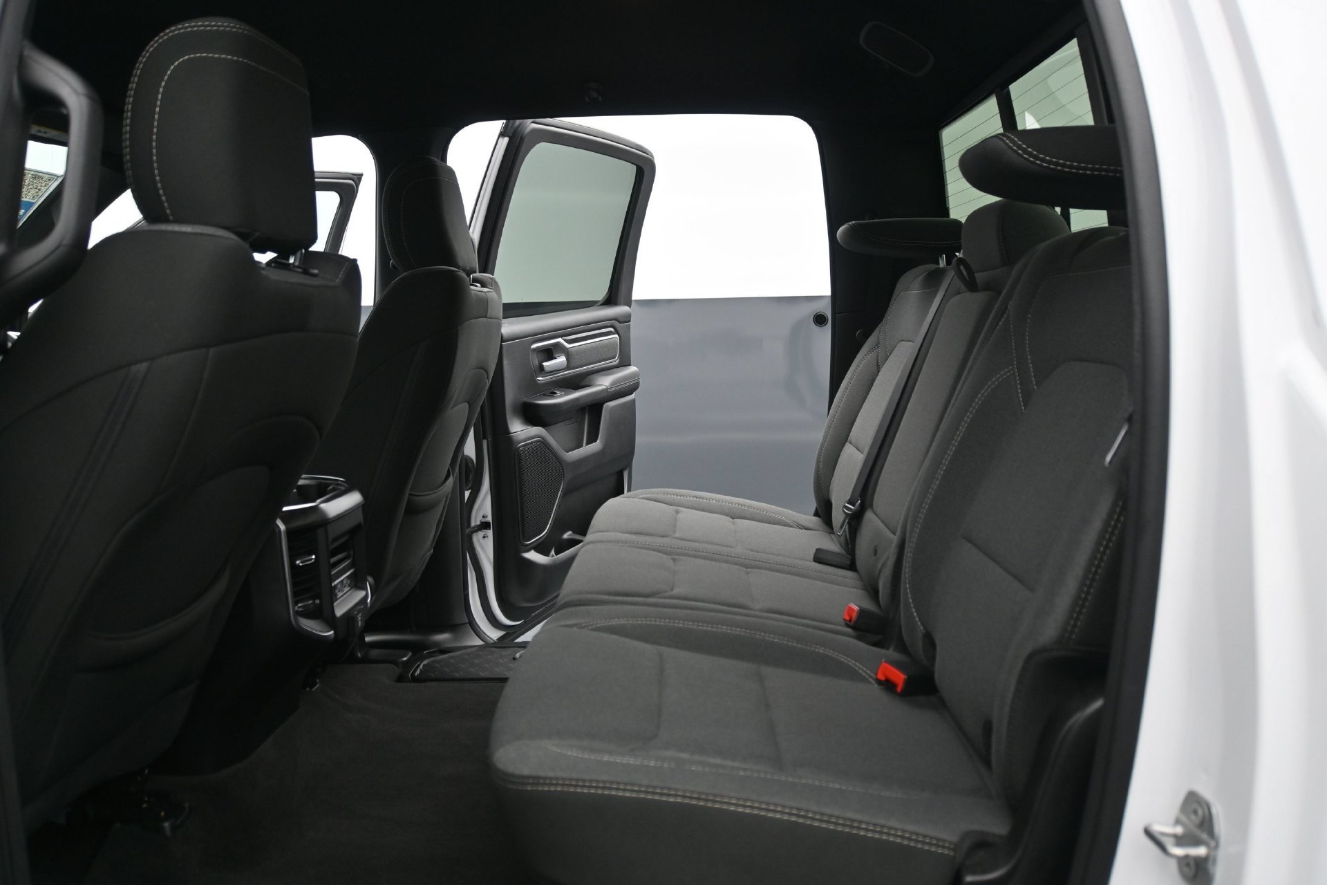 Used 2021 RAM 1500 Big Horn AWD/4WD image 16