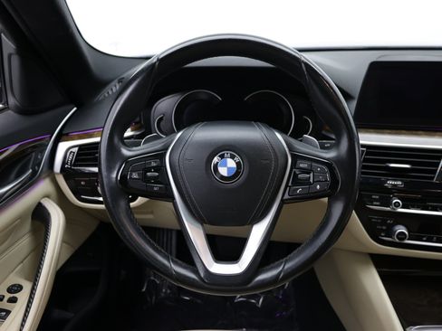 Used 2017 BMW 530i RWD image 33