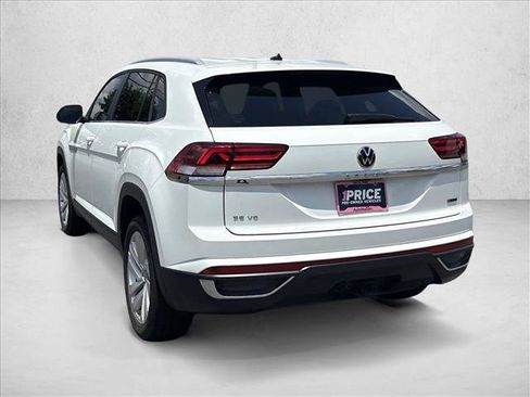 Used 2022 Volkswagen Atlas Cross Sport SE AWD/4WD image 7