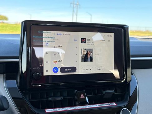 Used 2026 Toyota Corolla LE image 17