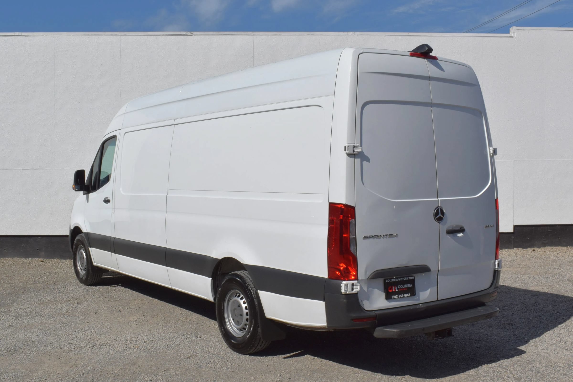 Used 2021 Mercedes-Benz Sprinter 2500 image 2