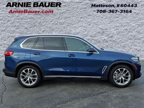 Used 2022 BMW X5 xDrive40i w/ Premium Package AWD/4WD image 4