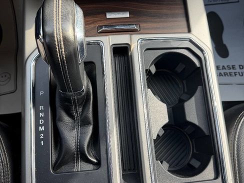 Used 2017 Ford F150 Lariat image 35