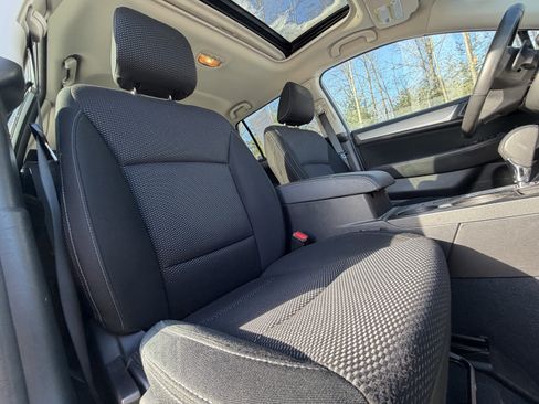 Used 2017 Subaru Outback 2.5i Premium image 34