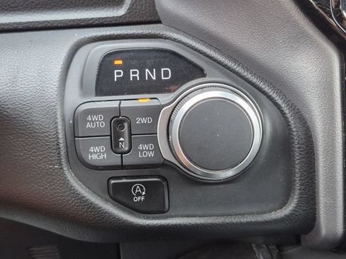Certified 2025 RAM 1500 Big Horn AWD/4WD image 15