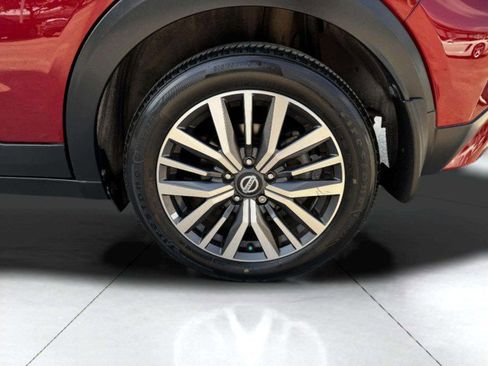 Used 2021 Nissan Kicks SV image 49