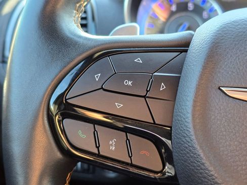 Used 2018 Chrysler 300 S w/ 300S Alloy Package image 34