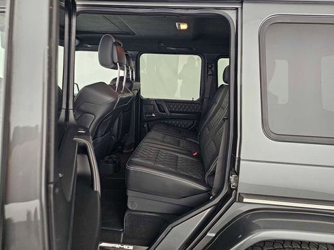 Used 2017 Mercedes-Benz G 63 AMG 4MATIC image 17