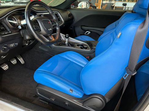 Used 2022 Dodge Challenger R/T Scat Pack RWD image 13