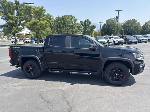 Used 2021 Chevrolet Colorado LT w/ Redline Special Edition AWD/4WD image 5