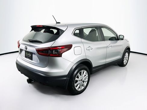 Used 2022 Nissan Rogue Sport S FWD image 9