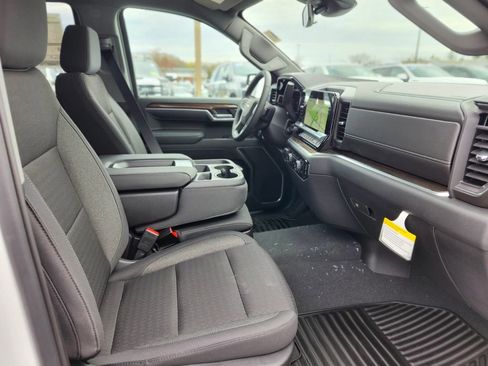 New 2026 Chevrolet Silverado 1500 LT AWD/4WD image 9