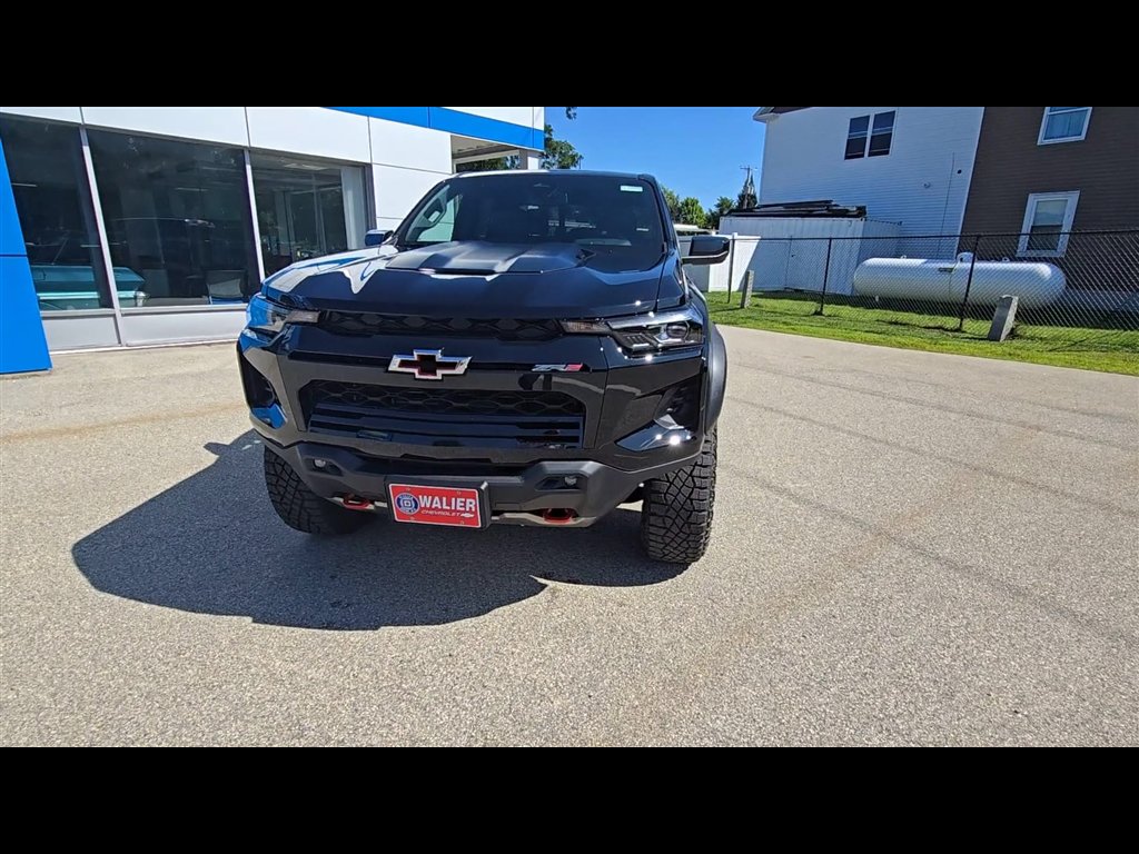 New 2026 Chevrolet Colorado ZR2 AWD/4WD image 3