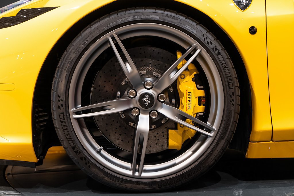 Certified 2015 Ferrari 458 Speciale A RWD image 13