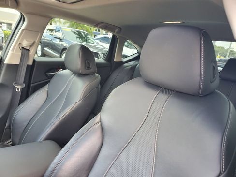 Used 2025 Acura TLX w/ Technology Package FWD image 16