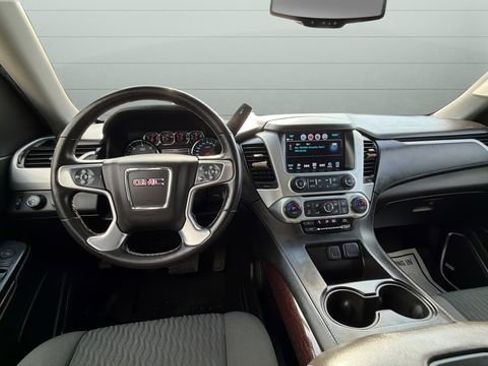 Used 2018 GMC Yukon SLE w/ Convenience Package image 10