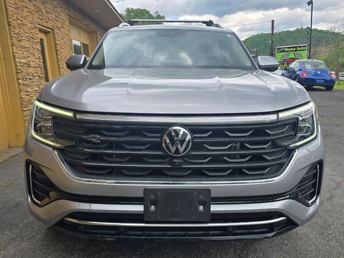 Used 2024 Volkswagen Atlas SEL Premium R-Line AWD/4WD image 6