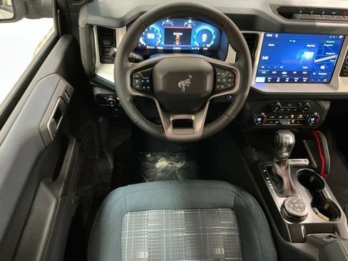 New 2026 Ford Bronco Heritage Edition AWD/4WD image 11