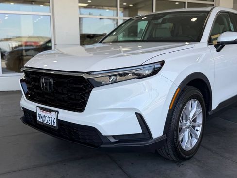 Used 2024 Honda CR-V EX image 3