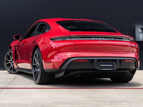 Certified 2025 Porsche Taycan AWD/4WD image 3