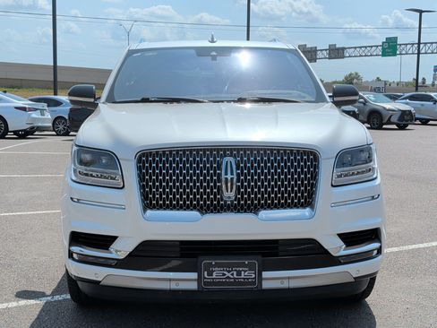 Used 2019 Lincoln Navigator L Reserve AWD/4WD image 6