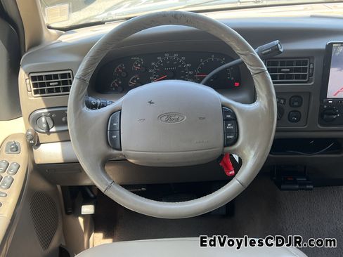 Used 2000 Ford Excursion Limited image 32