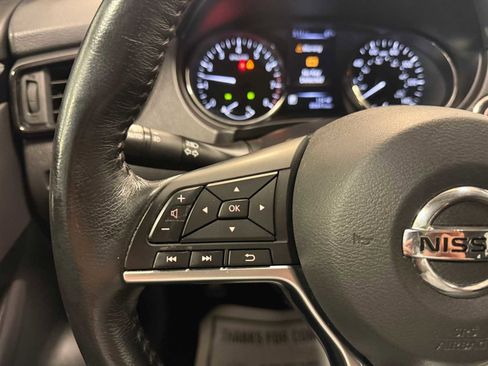 Used 2018 Nissan Rogue Sport SV w/ SV All-Weather Package AWD/4WD image 34