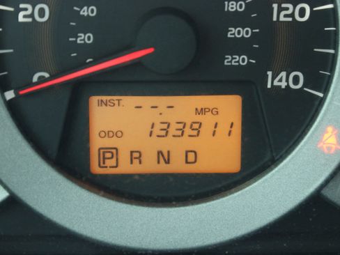 Used 2011 Toyota RAV4 Limited w/ Limited Extra Value Pkg AWD/4WD image 31