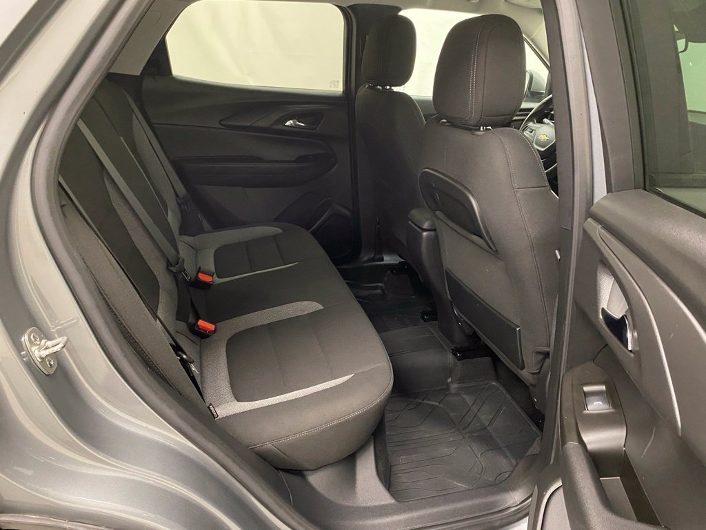 Used 2024 Chevrolet TrailBlazer LT AWD/4WD image 16