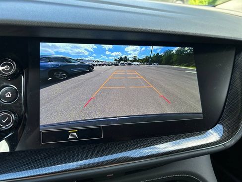 Used 2023 Buick Envision Essence FWD image 32
