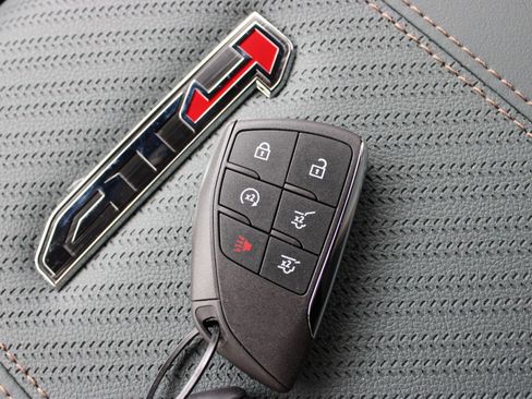 New 2026 GMC Yukon XL AT4 w/ AT4 Premium Plus Package image 57